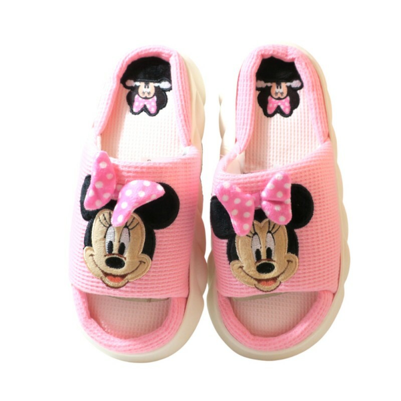 PANTUFA NUVEM MINNIE MOUSE P # 10073432P